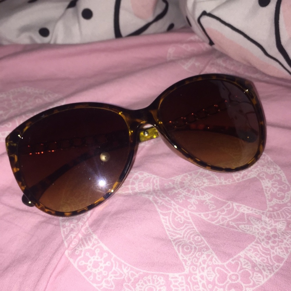 sunglasses